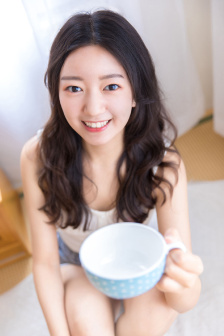 草莓晚上湿漉漉的